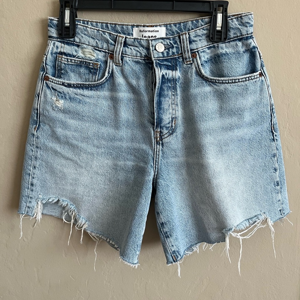 Reformation Raye Mid Rise Relaxed Jean Shorts Size 25 - Picture 2 of 4